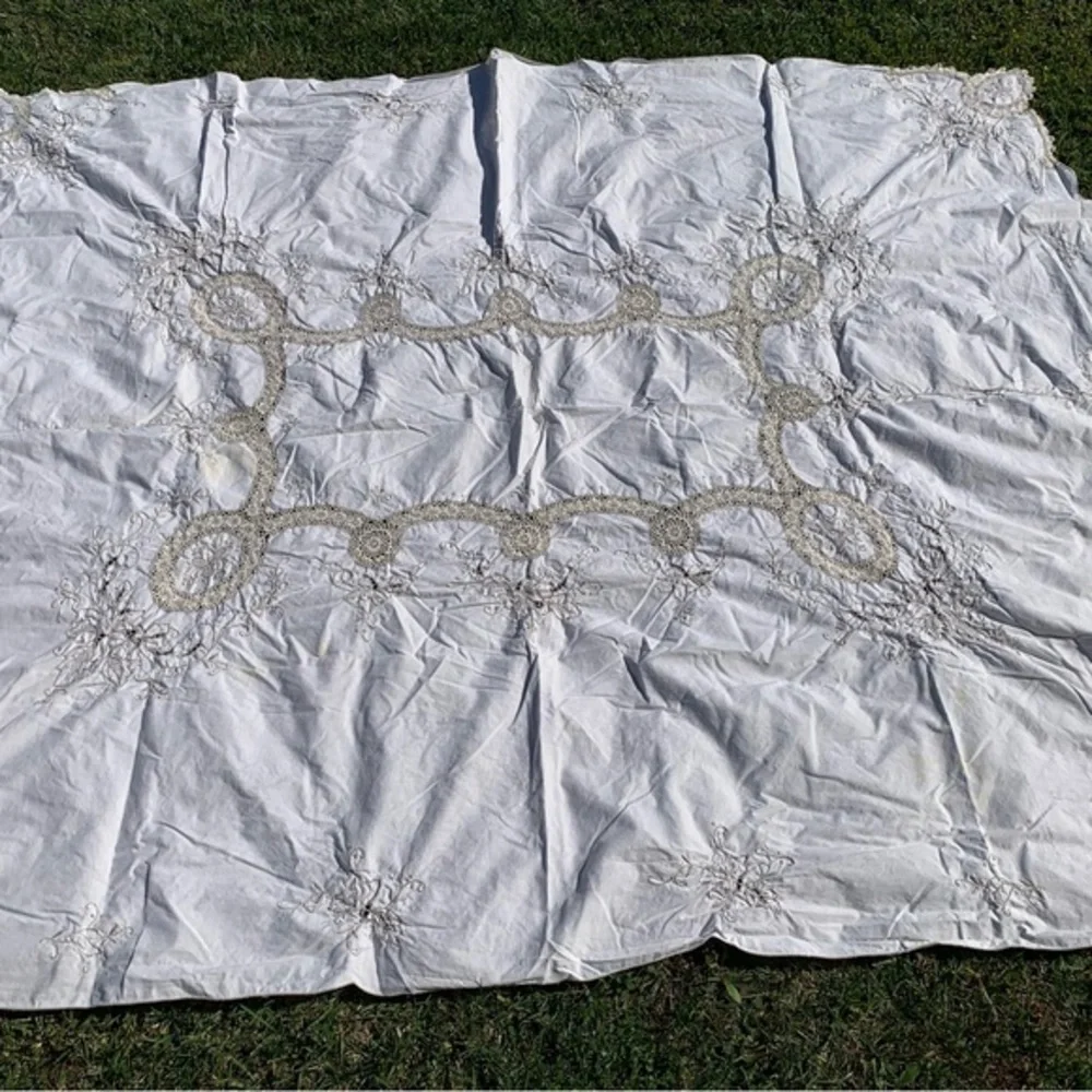 Table cloth